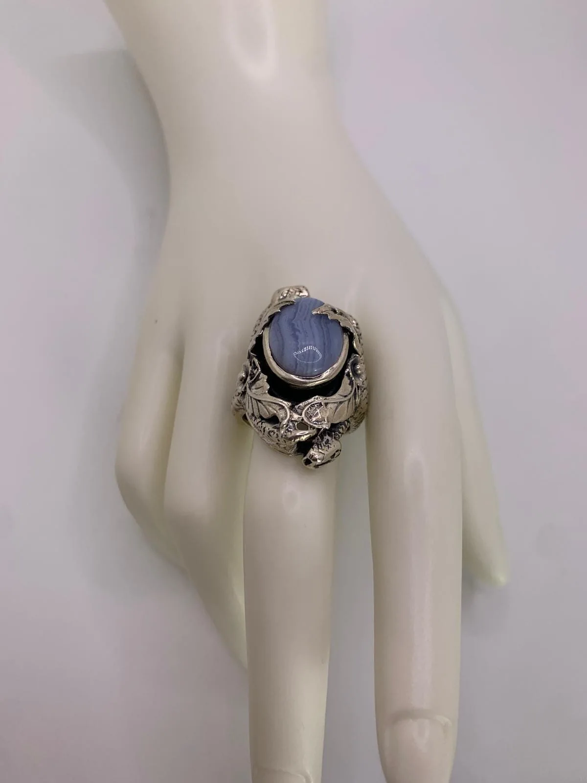 Blue Chalcedony Ring in 925 sterling silver, view 4
