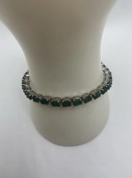 Emerald & Silver Bracelet in 925 sterling silver, view 1