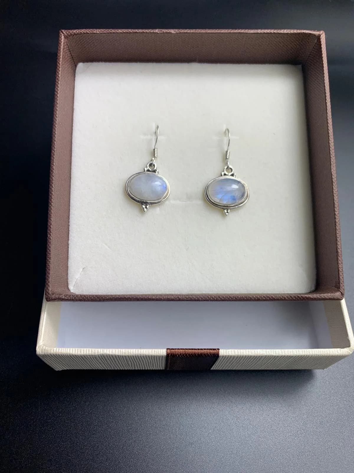 Moonstone Earrings in 925 sterling silver, view 3