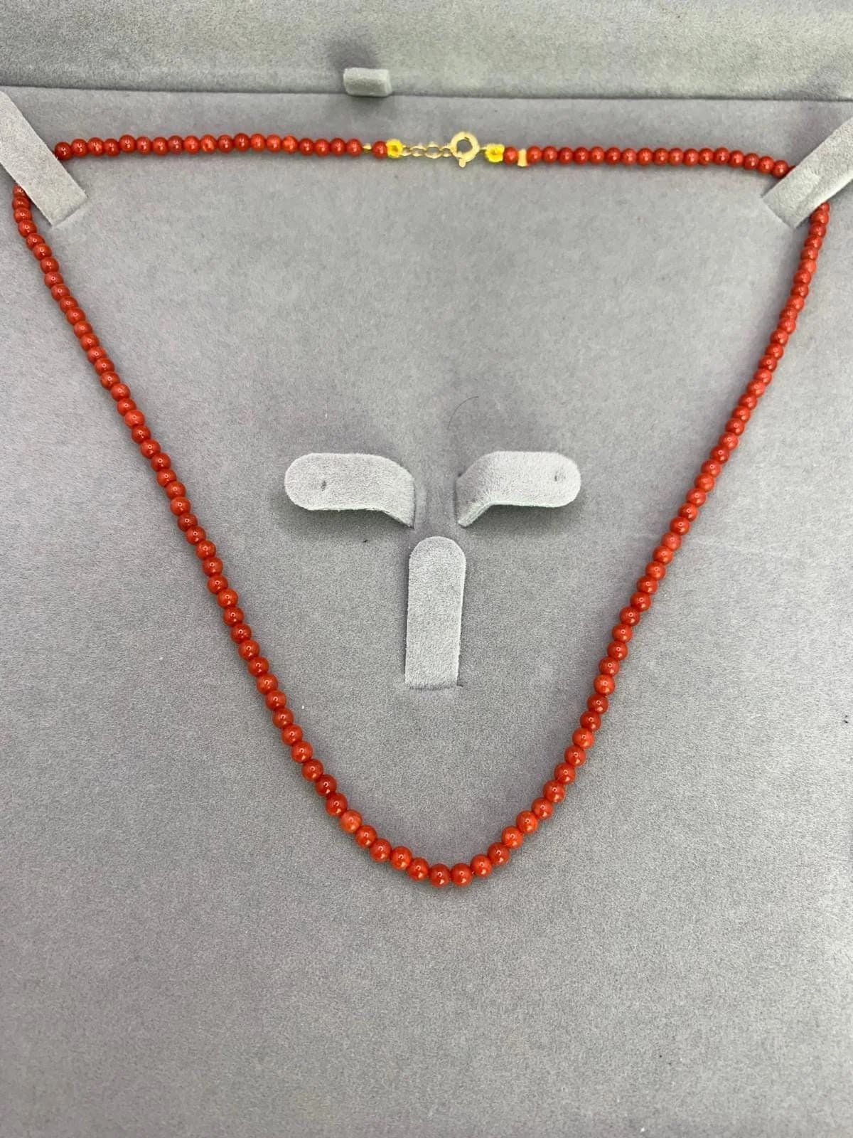 Red Coral Beaded Necklace in 925 sterling silver, view 7