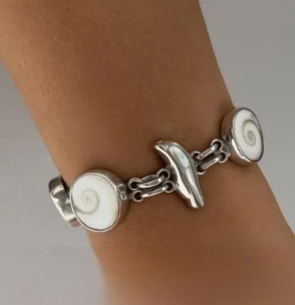 Baroque Pearl Shiva Shell Bracelet in 925 sterling silver, view 1