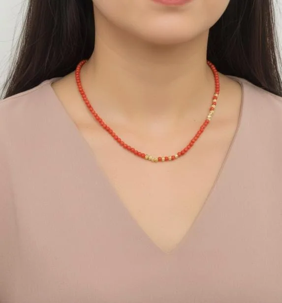 Red Coral Beaded Necklace with Gold-Coloured Sterling Silver in 925 sterling silver, view 1